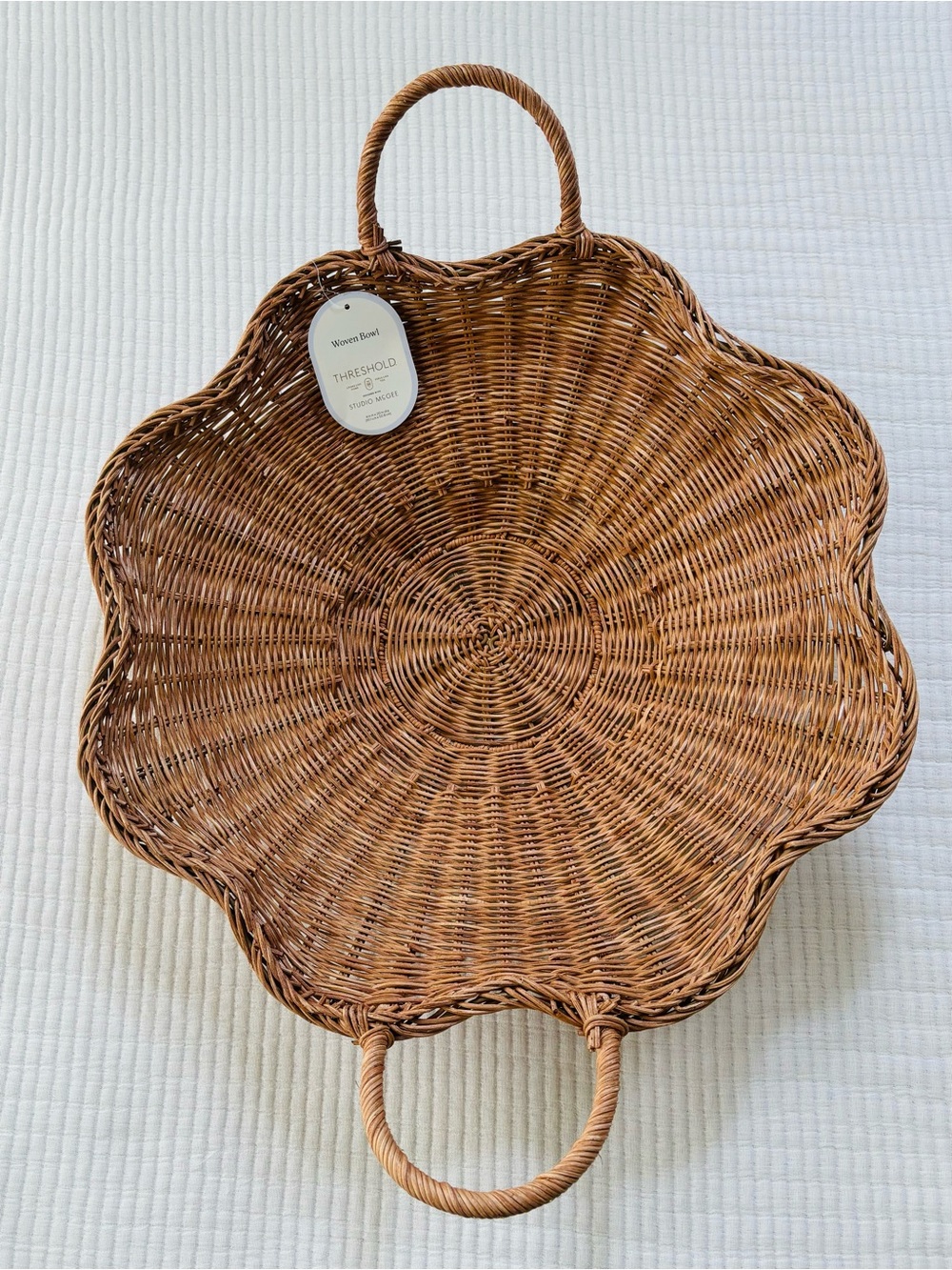 Threshold x Studio McGee Scallop Woven Shallow Bowl Basket Natural NWT - Picture 4 of 15